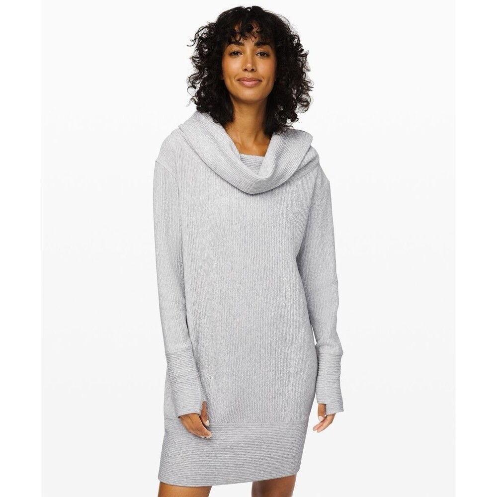 Lululemon Along The Way Dress Medium Gray Cowl Neck Thumb Holes Athletic Outdoor